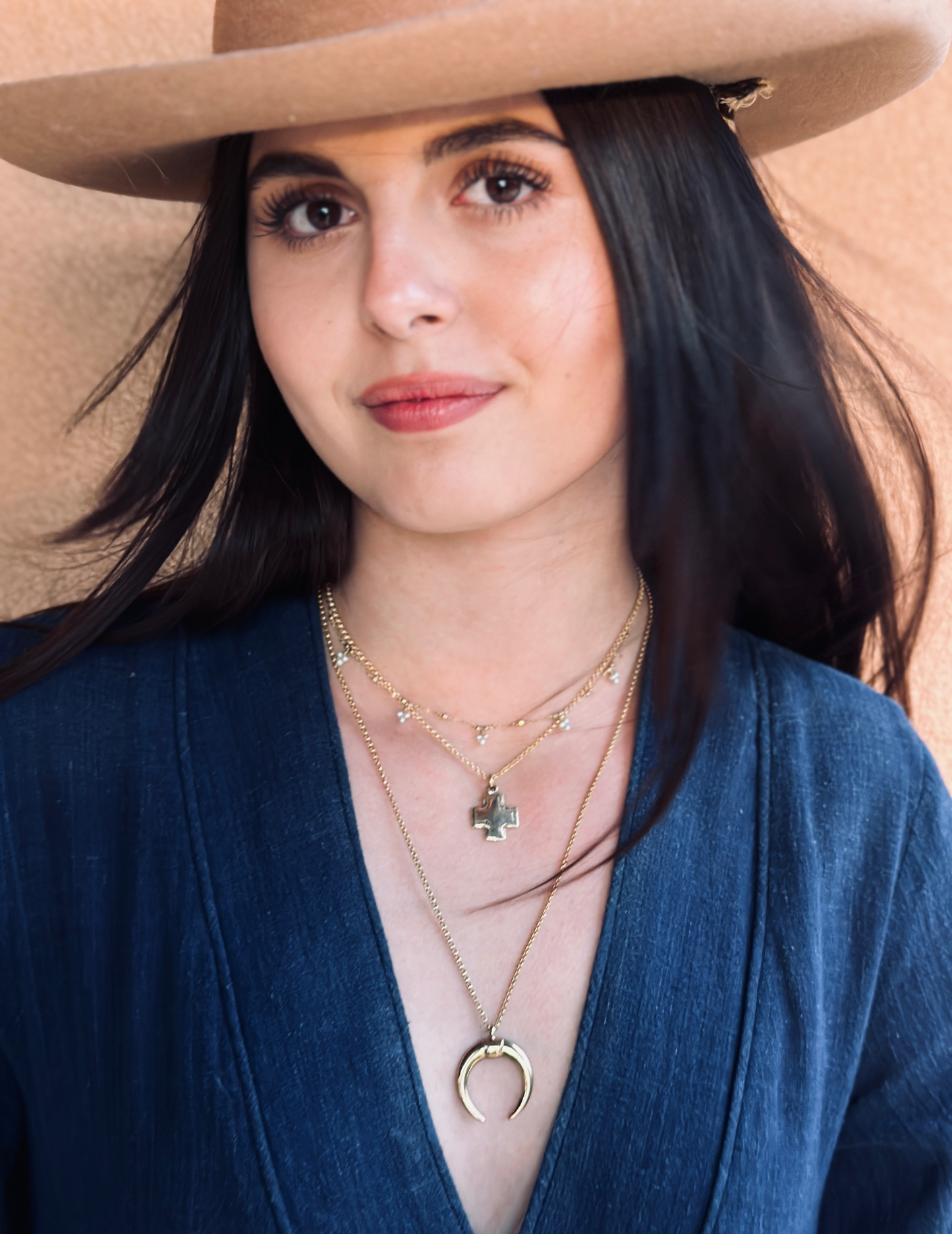 Dainty Pearl Flower Necklace