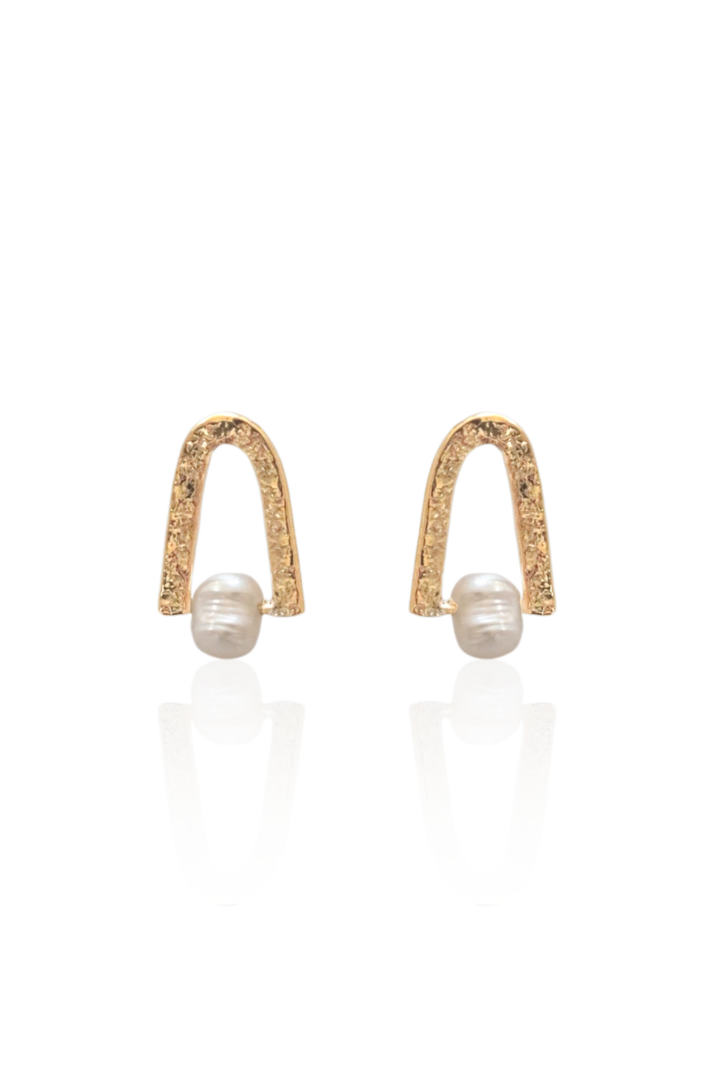 Pearl Arch Stud Earrings